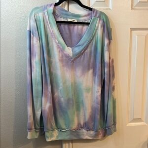 Tie-Dye V-Neck Long Sleeve Top